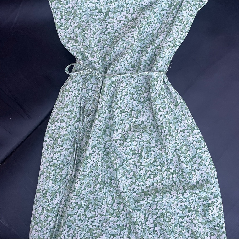 SHEIN VCAY Ditsy Floral Draped Belted Cami Dress green flowers cute feminine sm - Picture 14 of 16